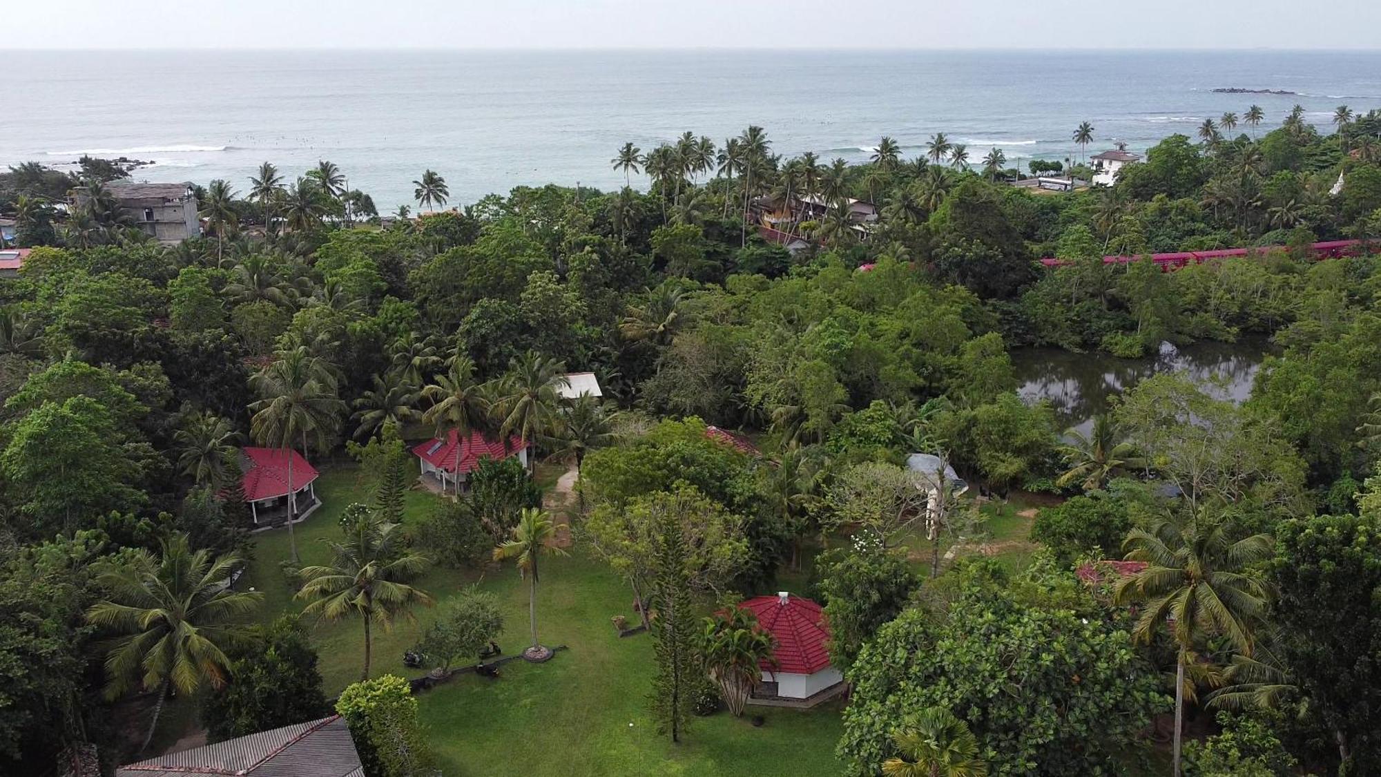 Subodinee Bungalow Weligama Exteriör bild